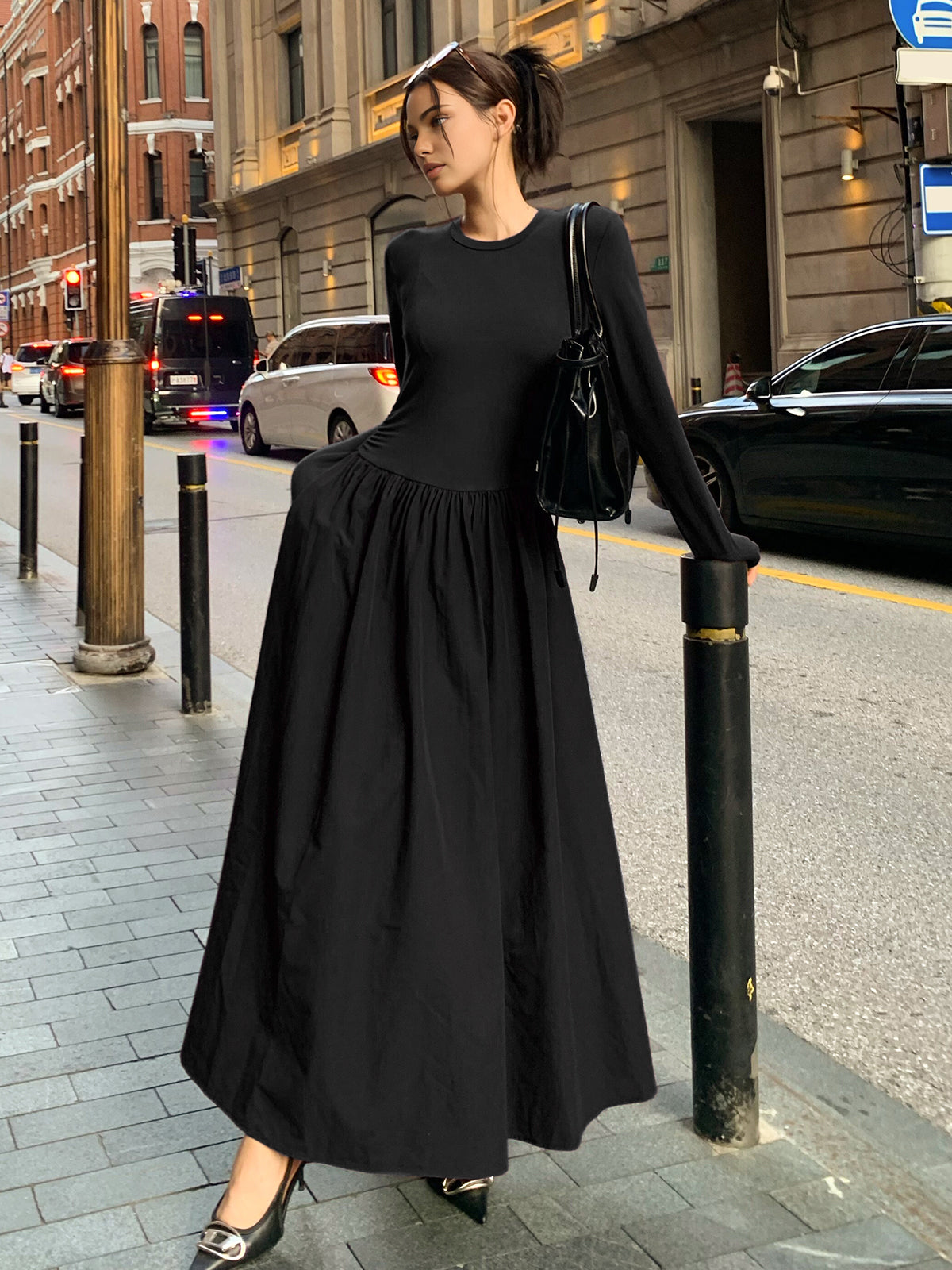 Clara | Elegantes Langarmkleid mit Falten