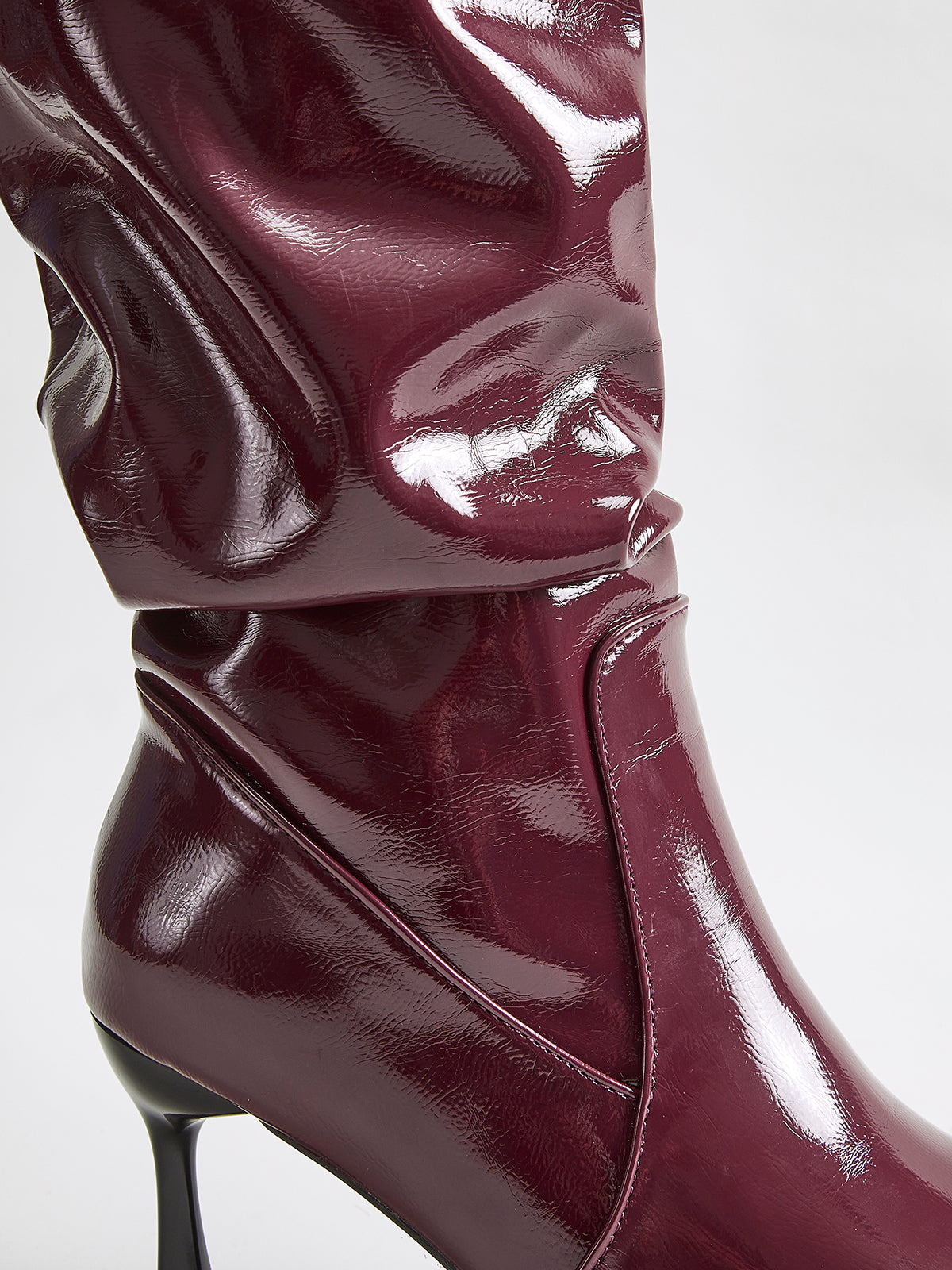 Leonie | Plissierte Knöchel-Stiefel mit spitzem Zehenbereich
