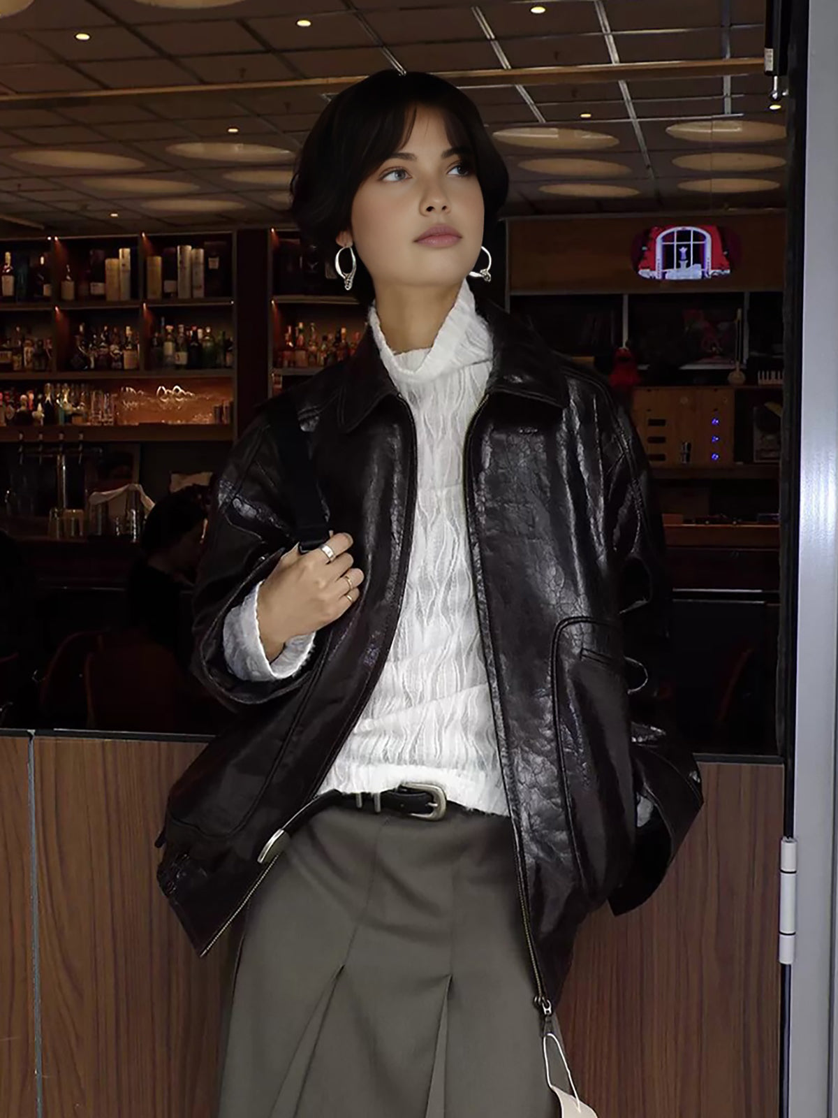 Emilia | Halbdurchsichtiges Plisseetop mit Mock Neck