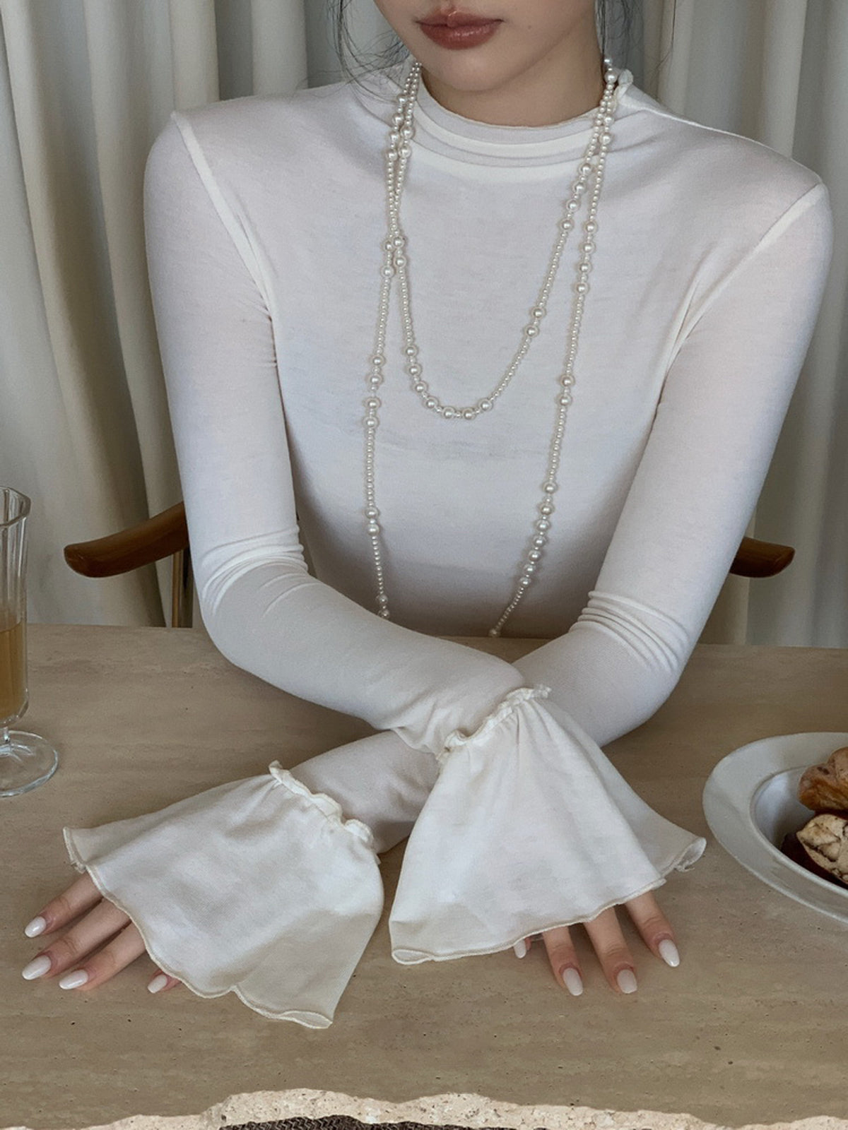 Clara | Elegantes Jersey-Top mit Rüschensaum