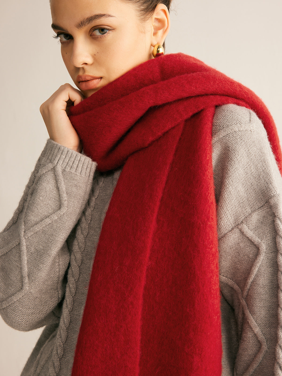 Max | Minimalistischer Fransen-Schal aus Woll-Mischgewebe