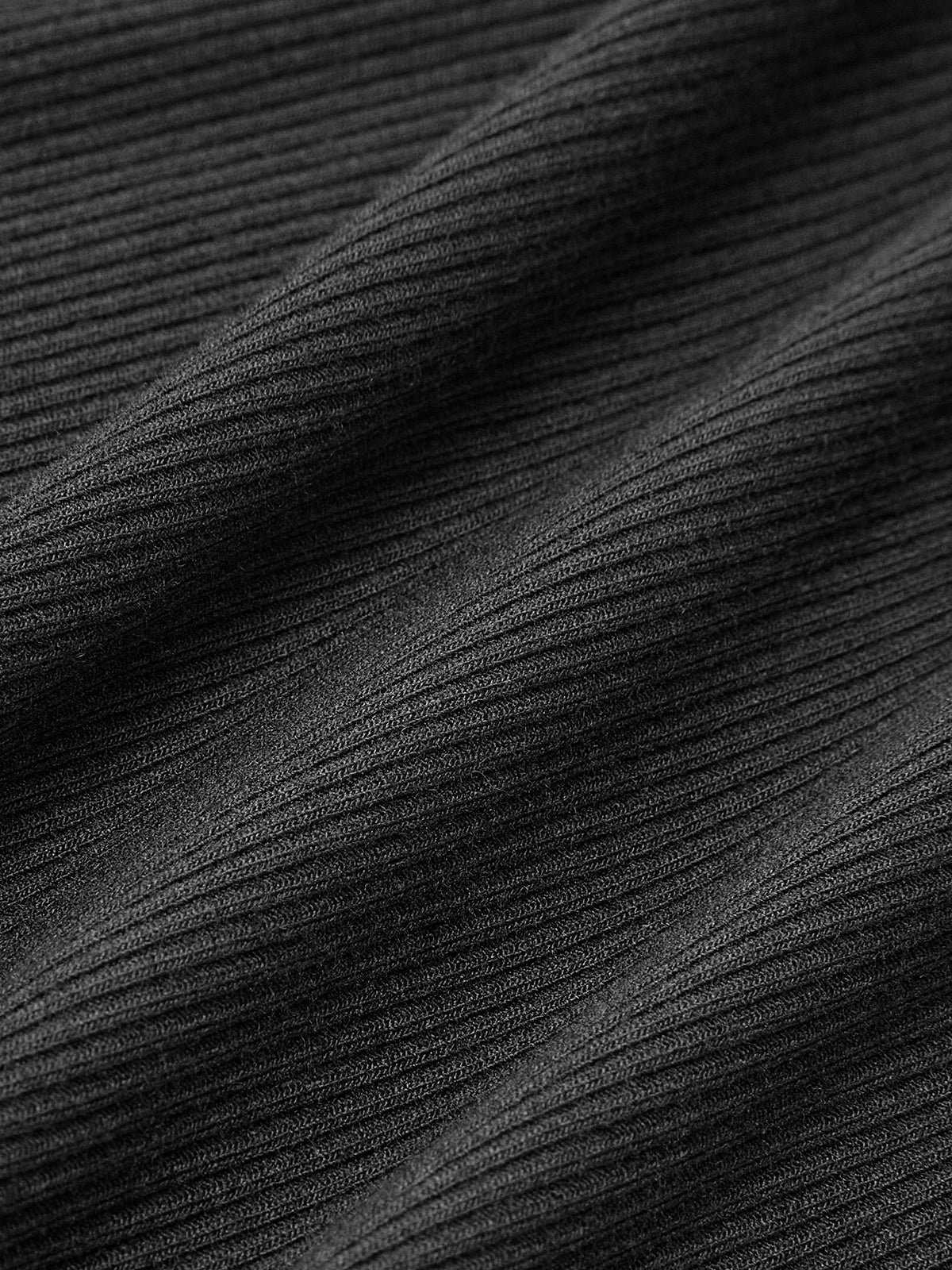 Clara | Fließendes Off-Shoulder Strickkleid