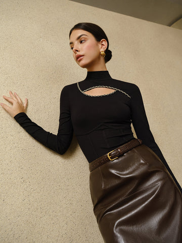 Max | Cutout Top mit Kontrastbesatz