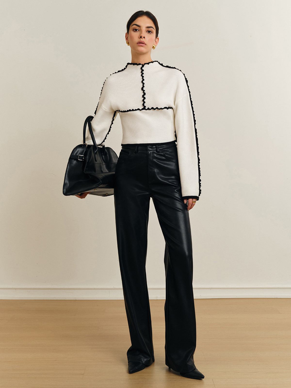 Lisa | Romantisches Stricktop mit Rüsche