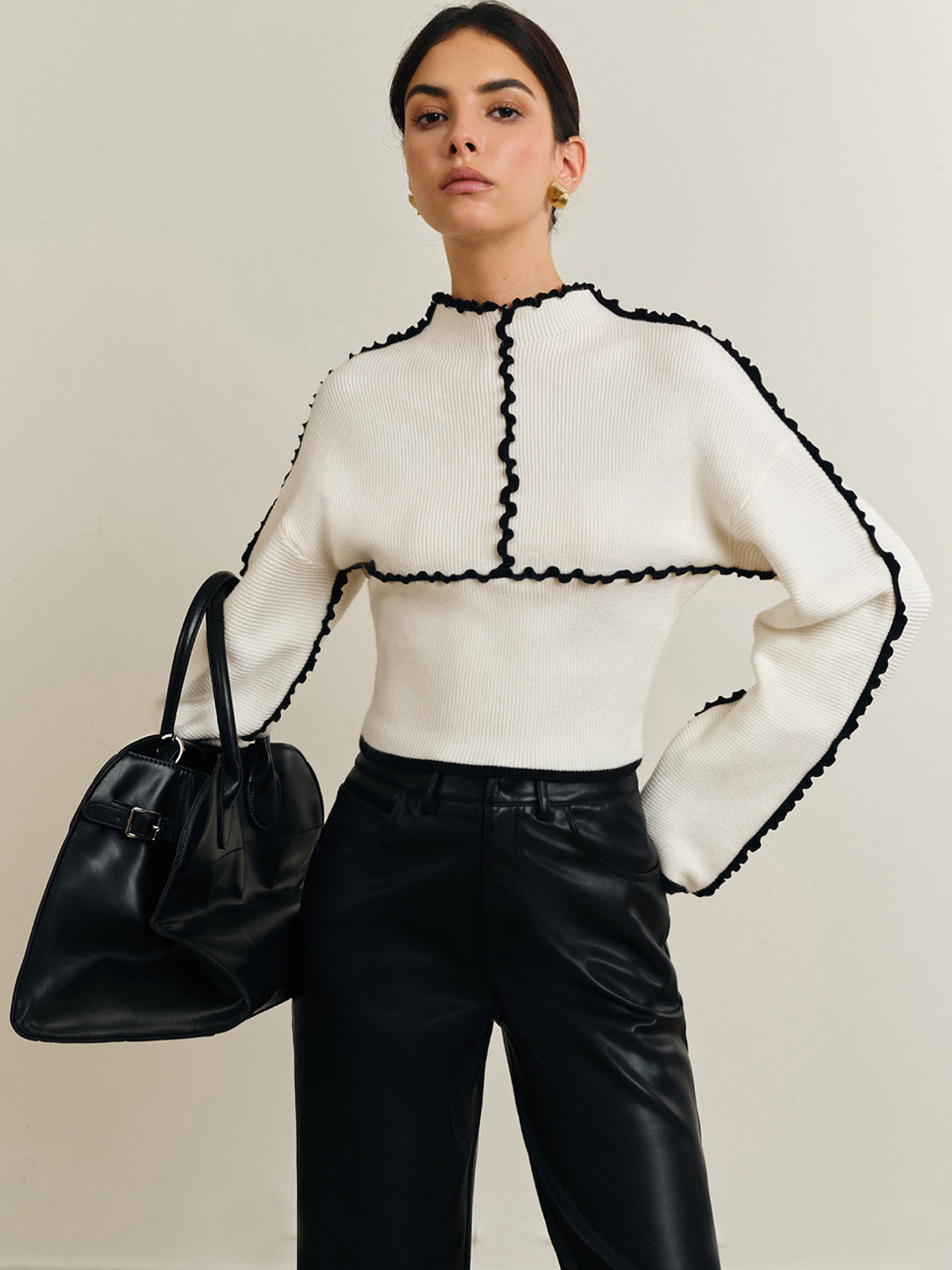 Lisa | Romantisches Stricktop mit Rüsche