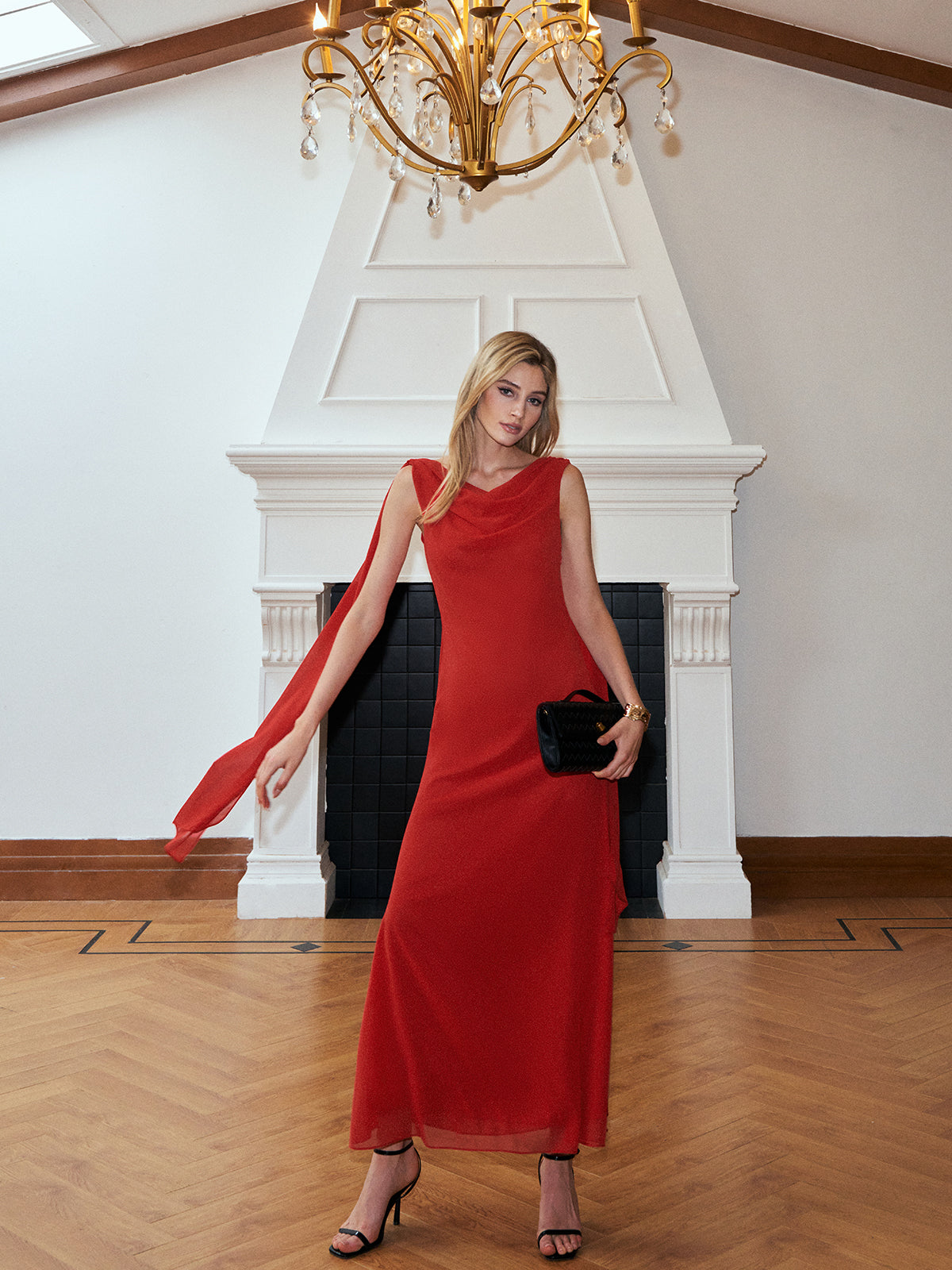 Marie | Chiffon Kleid mit Cowl Neck und Rückenfreiem Design