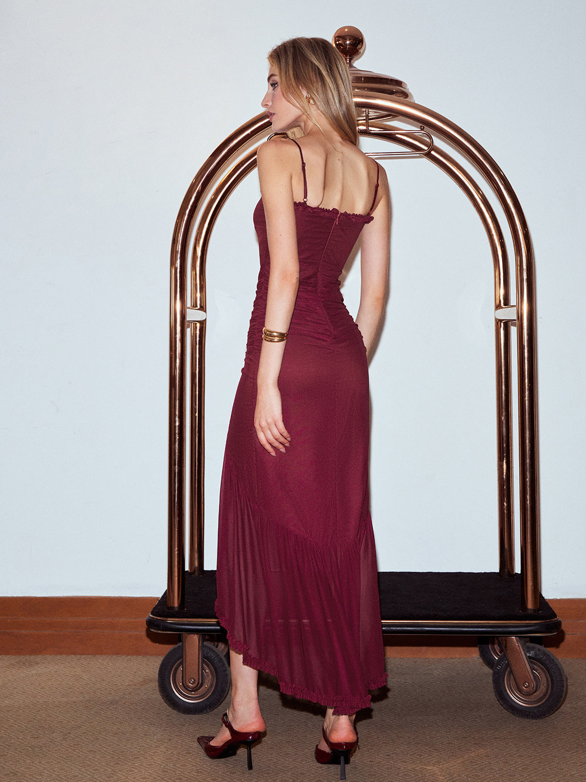 Clara | Falten- und Mesh-Kleid