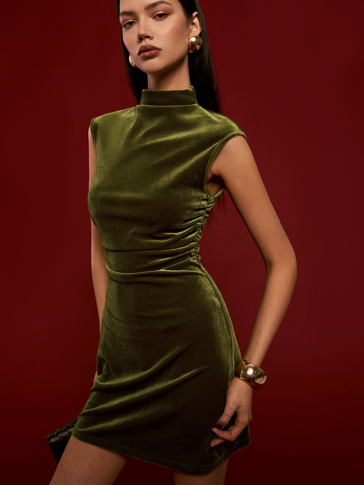 Leonie | Elegantes ärmelloses Samtkleid