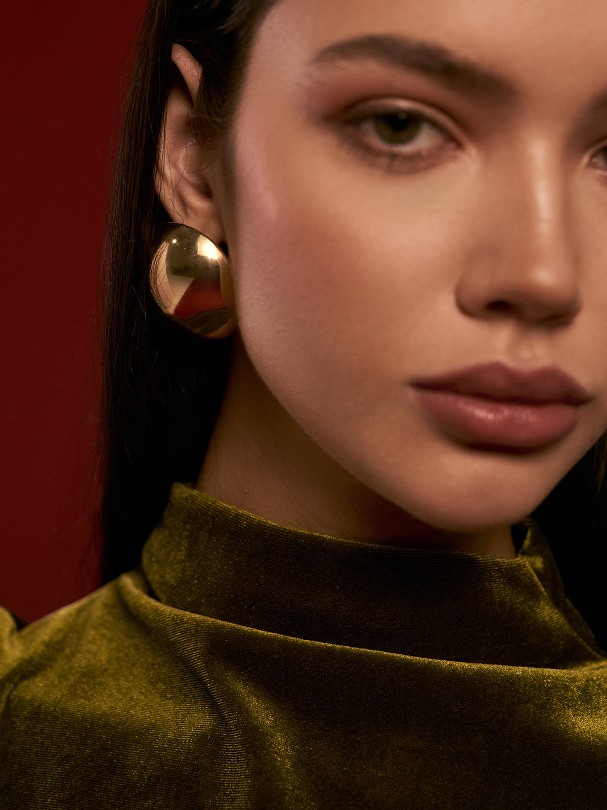 Sophie | Glänzende Halbkugel-Ohrstecker