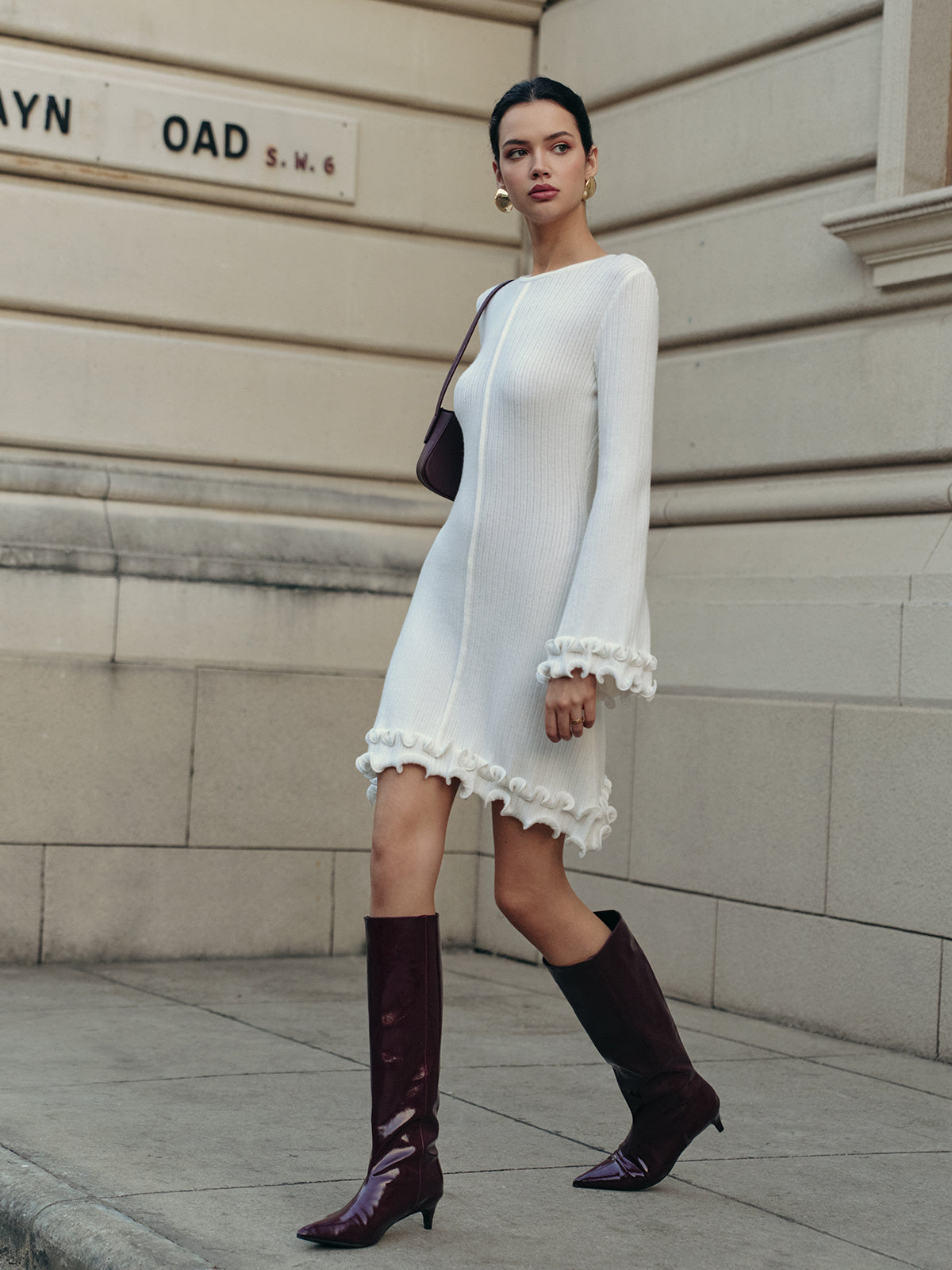 Anabel | Traumhaftes Kleid mit Blütenärmeln