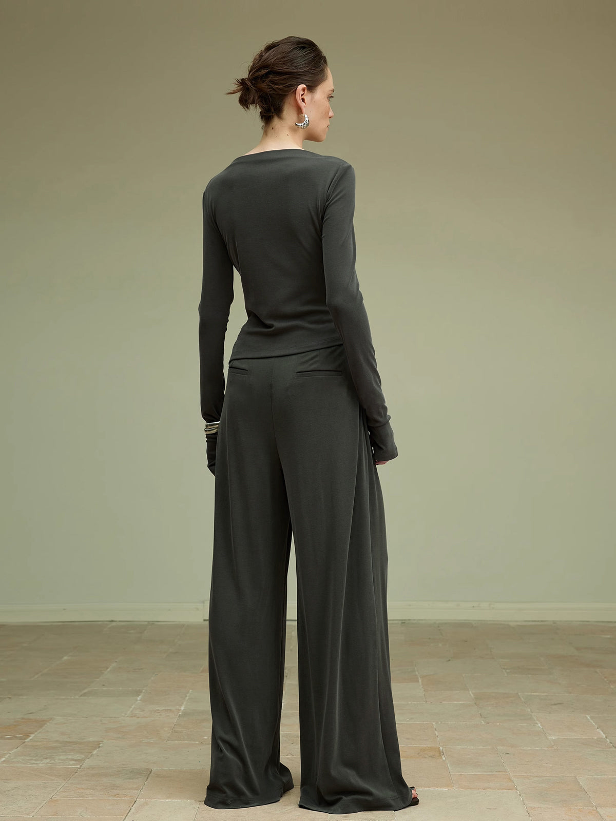 Carla | Asymmetrische Slim-Jersey-Bluse