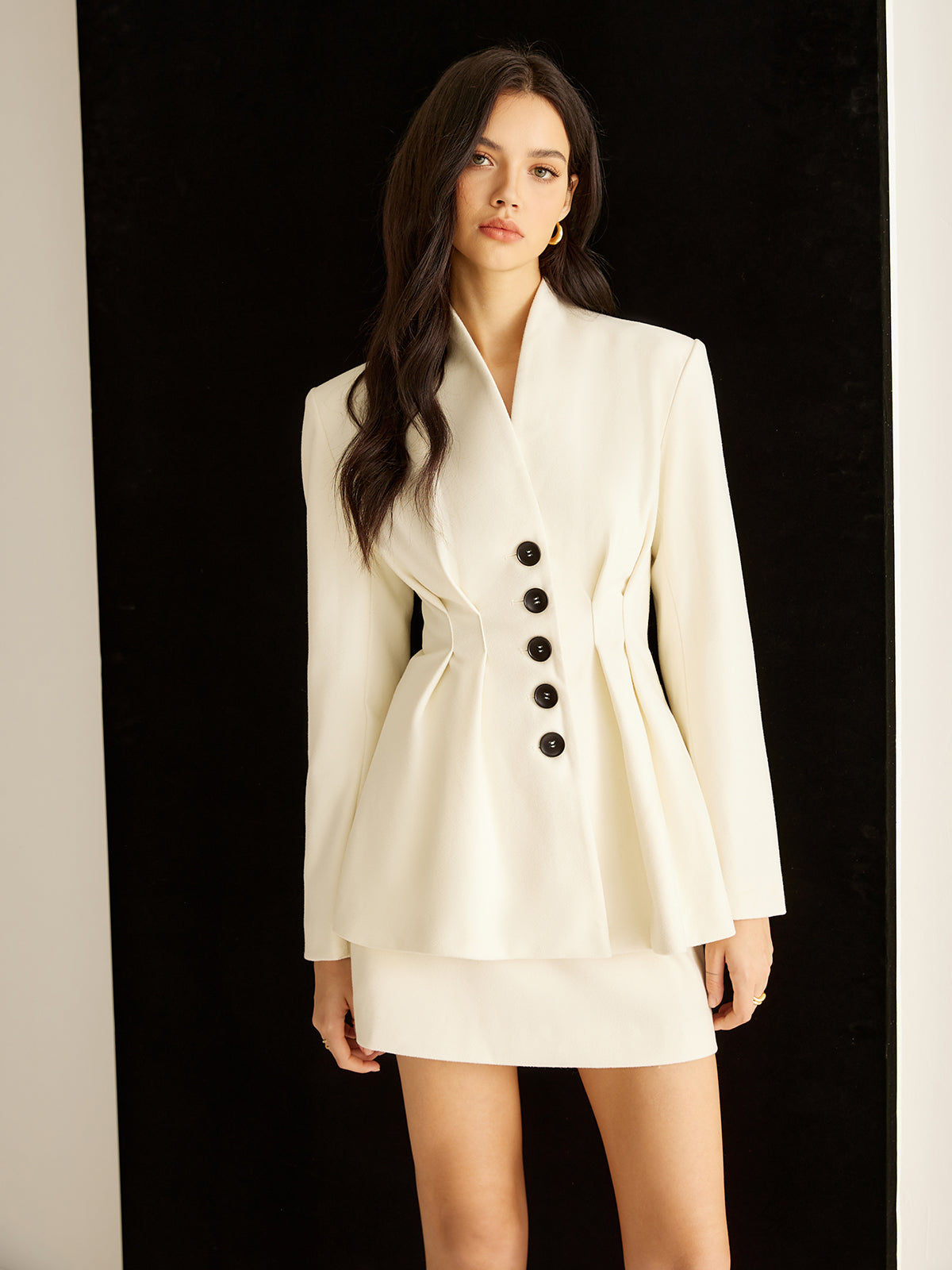 Leonie | Eleganter Plissierter Blazer mit Knöpfen
