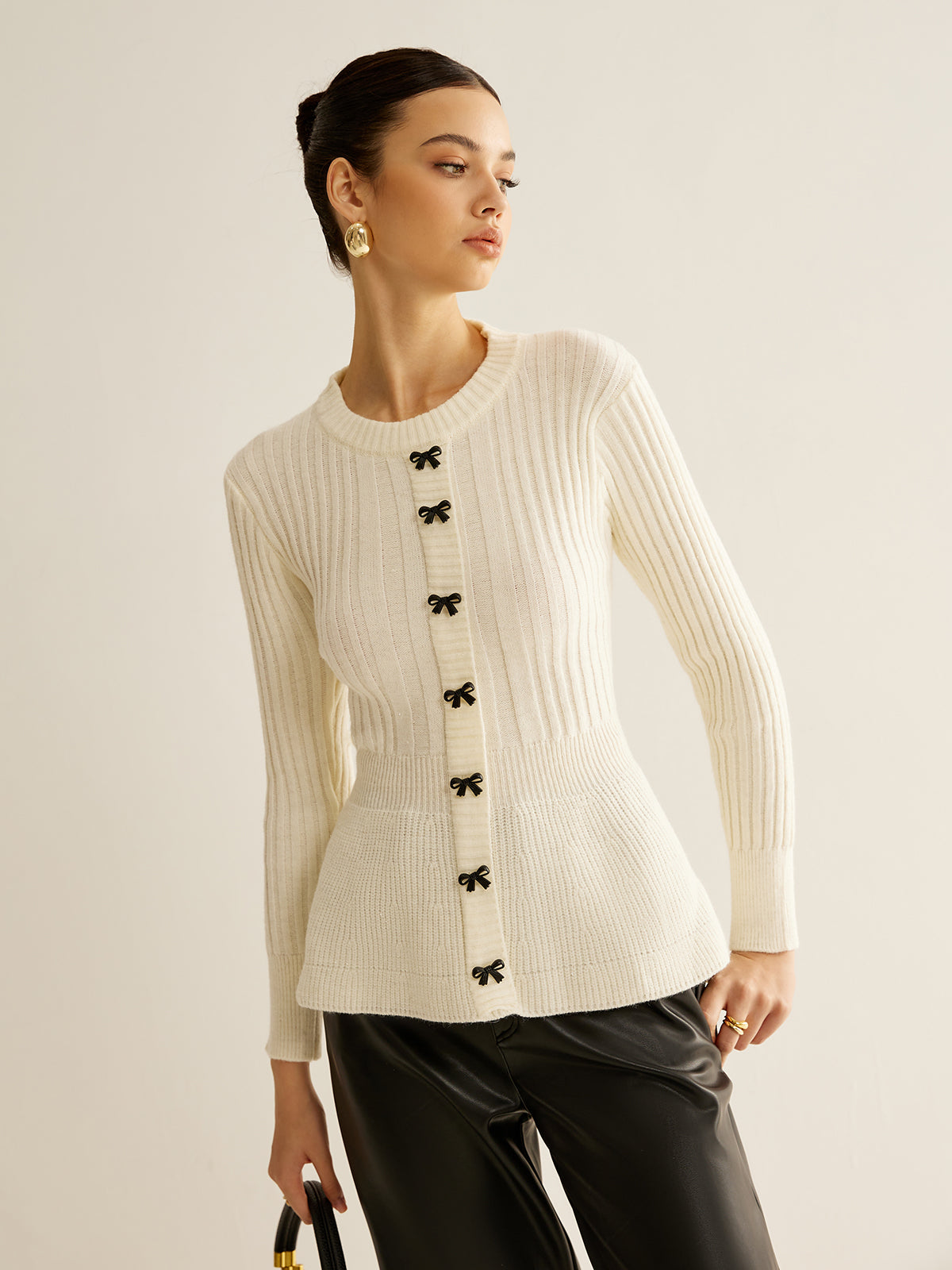 Clara | Elegantes Rüschen-Strick-Top mit Schleifen-Dekor