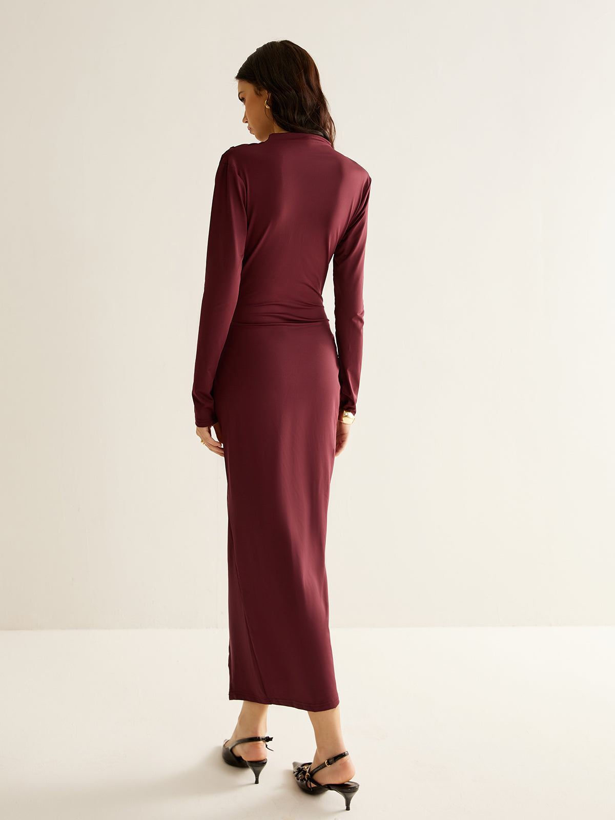 Clara | Elegantes gefaltetes Split-Kleid