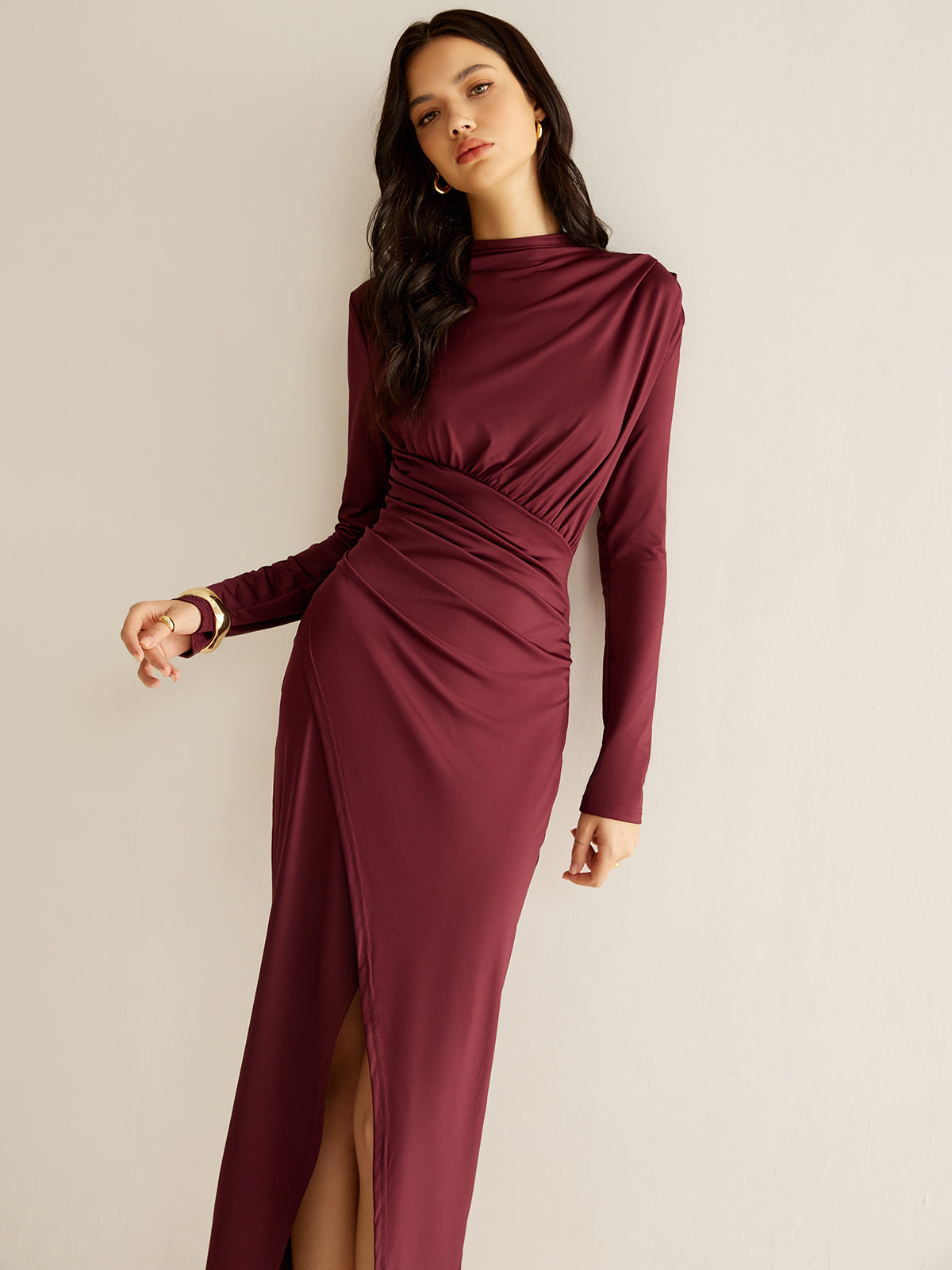 Clara | Elegantes gefaltetes Split-Kleid