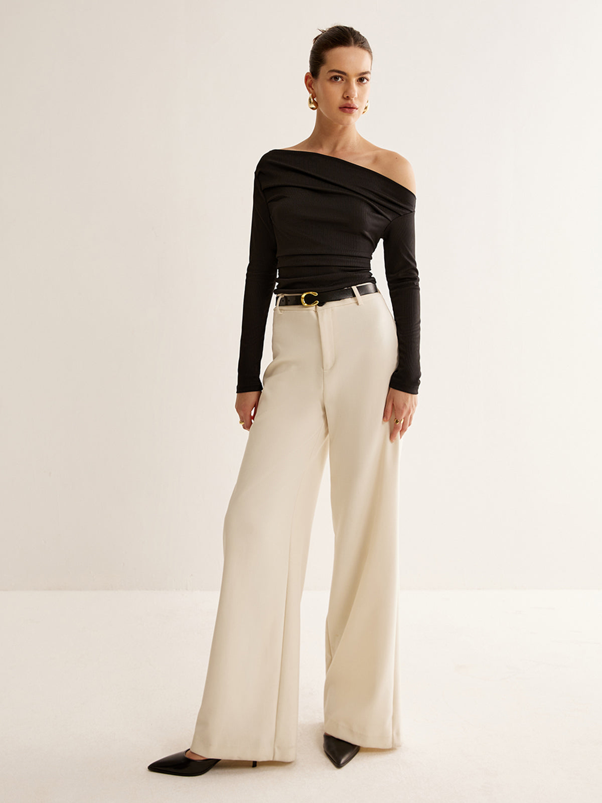 Lena | Asymmetrisches Plissee-Langarm-Top