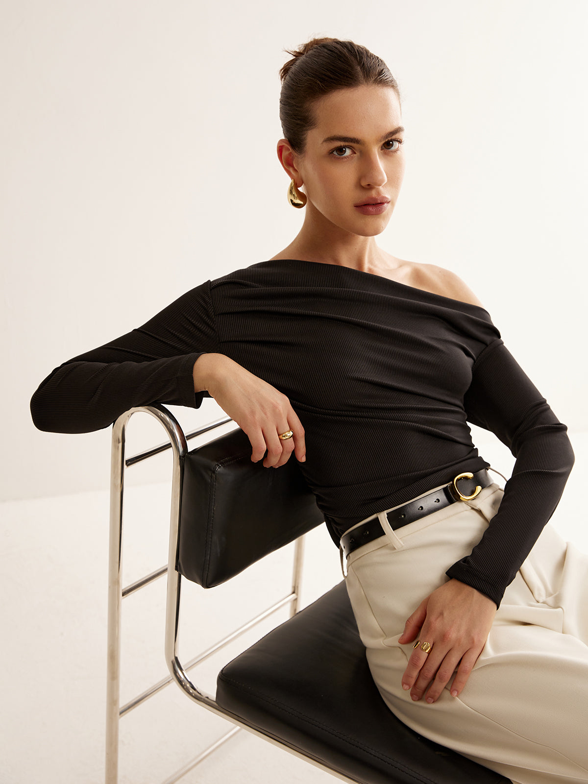 Lena | Asymmetrisches Plissee-Langarm-Top