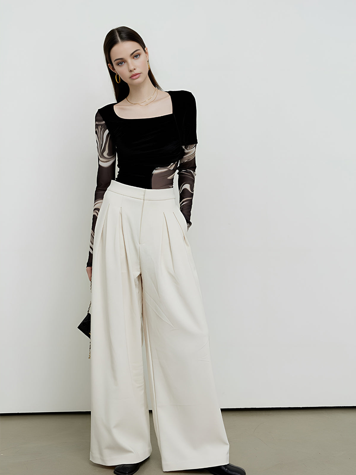 Sophie | Geometrisches Mesh-Jersey-Top