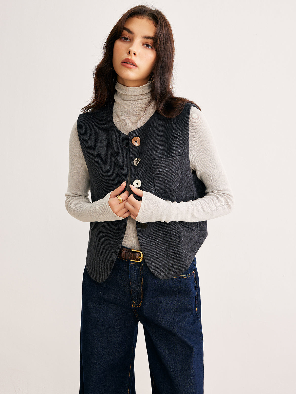Clara | Geometrische Knopfweste