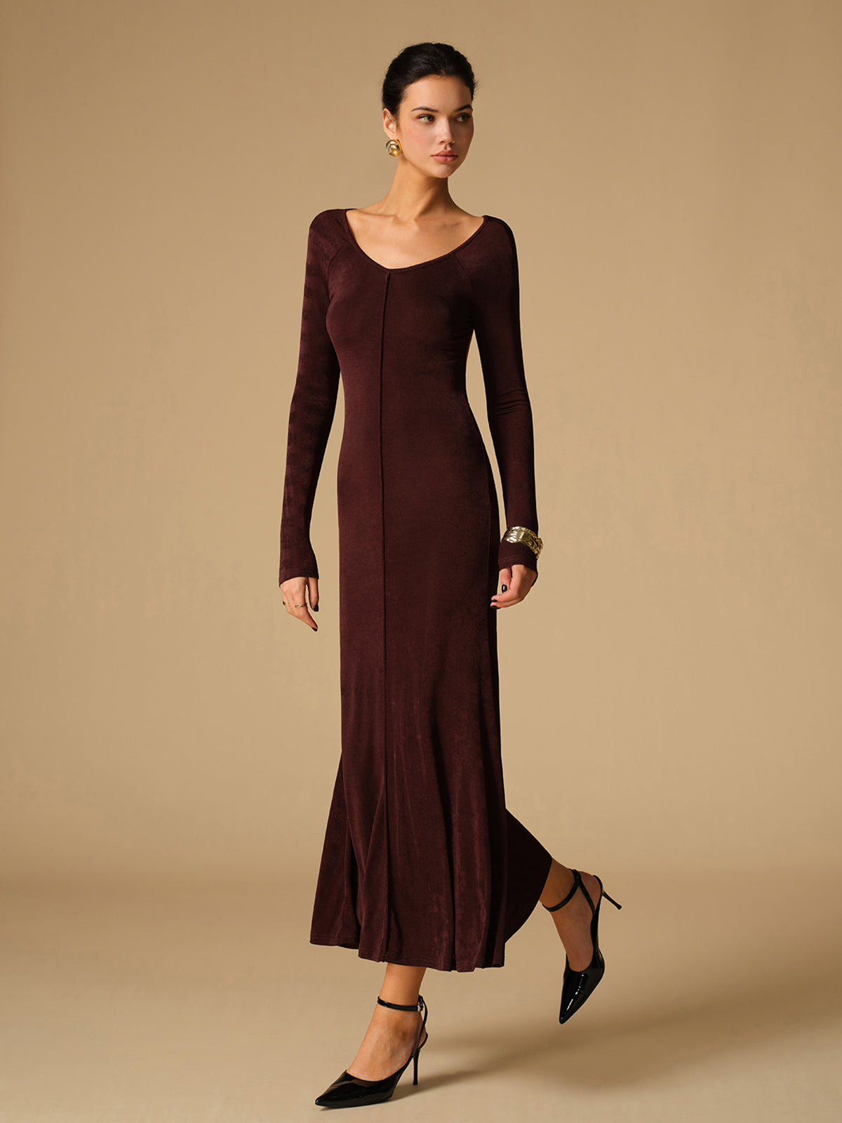 Sophie | Rückenfreies Jersey Maxikleid mit Schleifenkragen