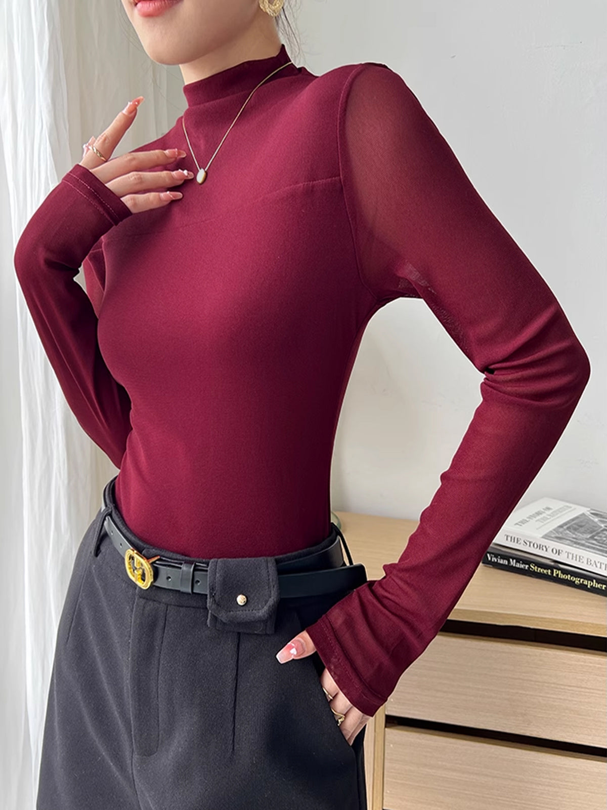 Clara | Verführerische Bluse mit transparentem Mesh-Panel