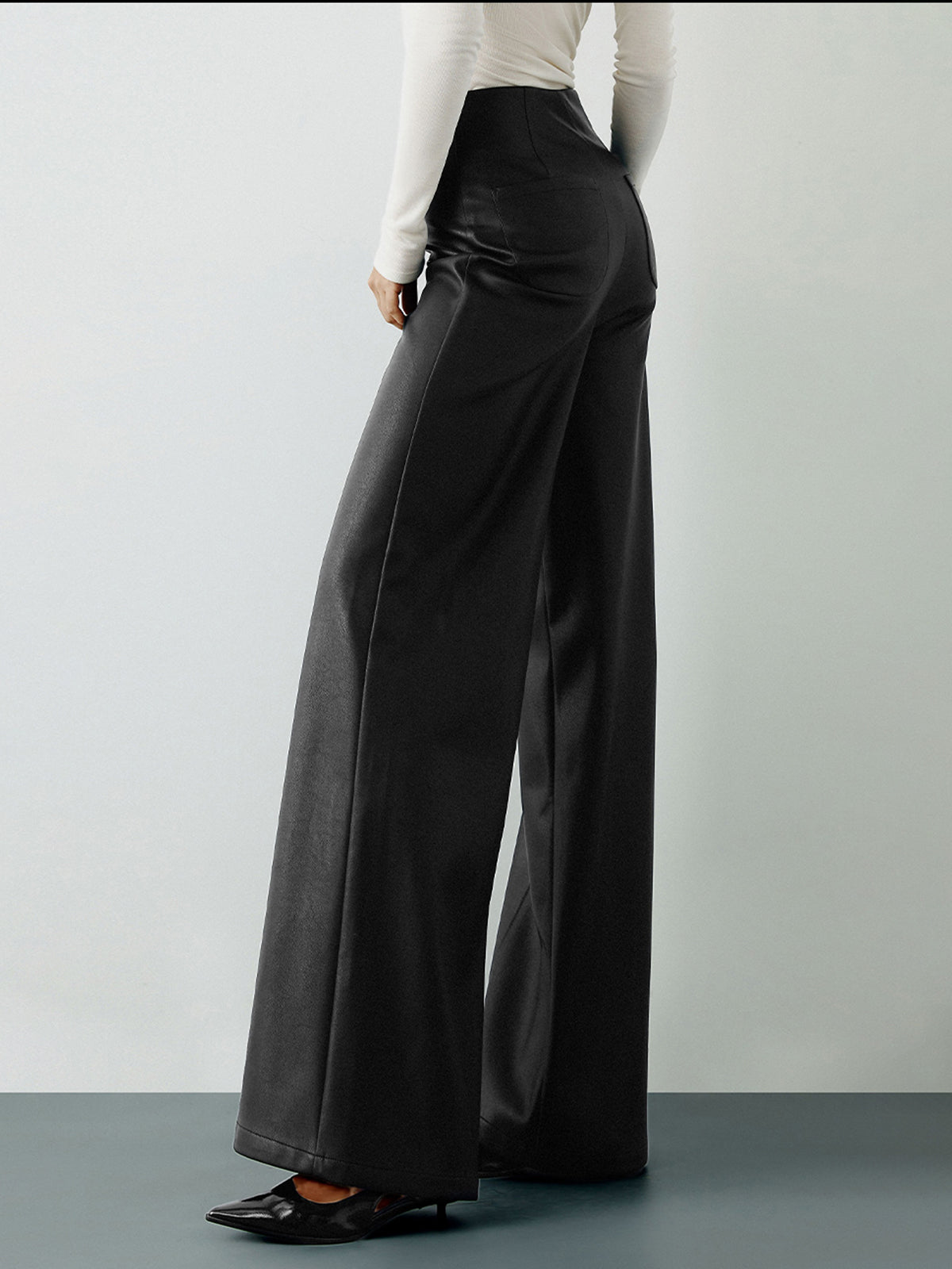Anna | Hochtaillierte PU-Leder-Weitbein-Hosen