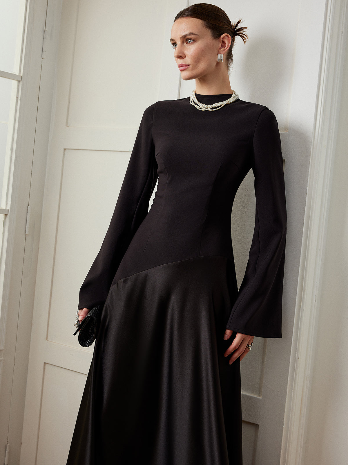 Clara | Asymmetrisches Maxikleid mit Mock Neck
