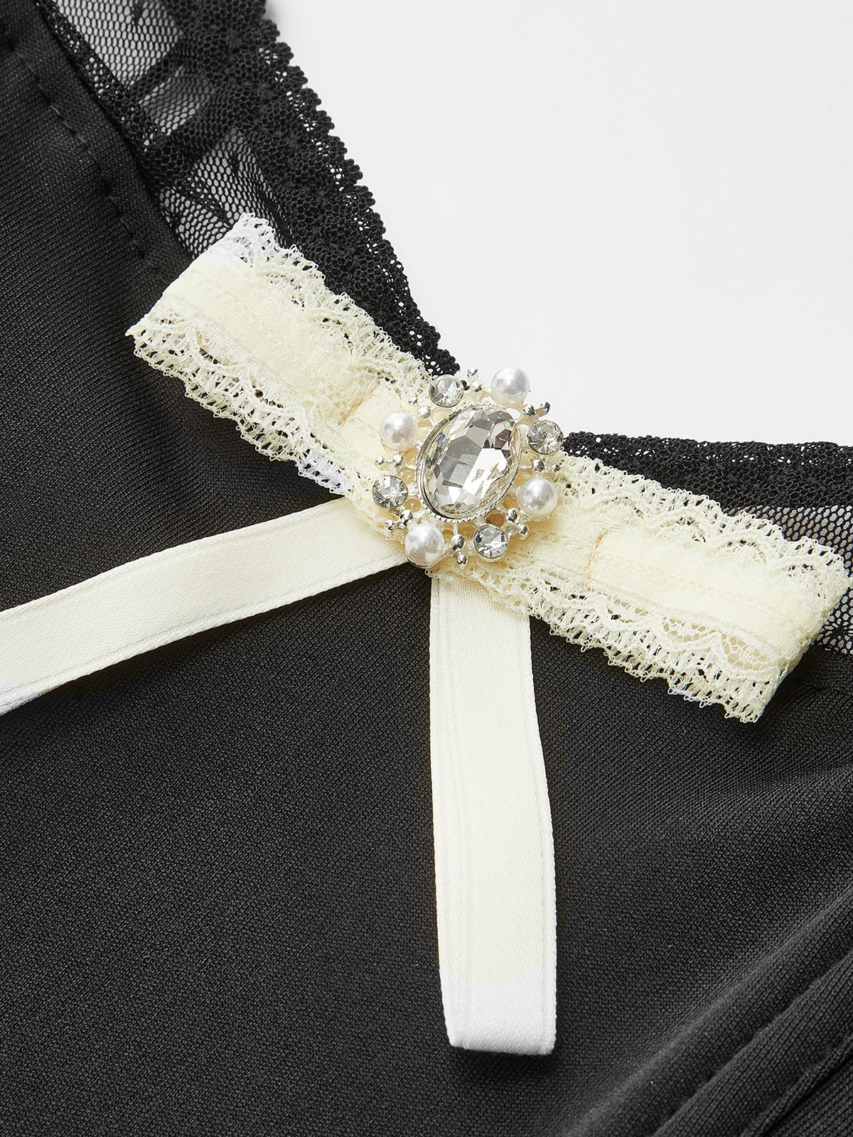Sophia | Elegantes Strass-Top mit Schleifen-Detail