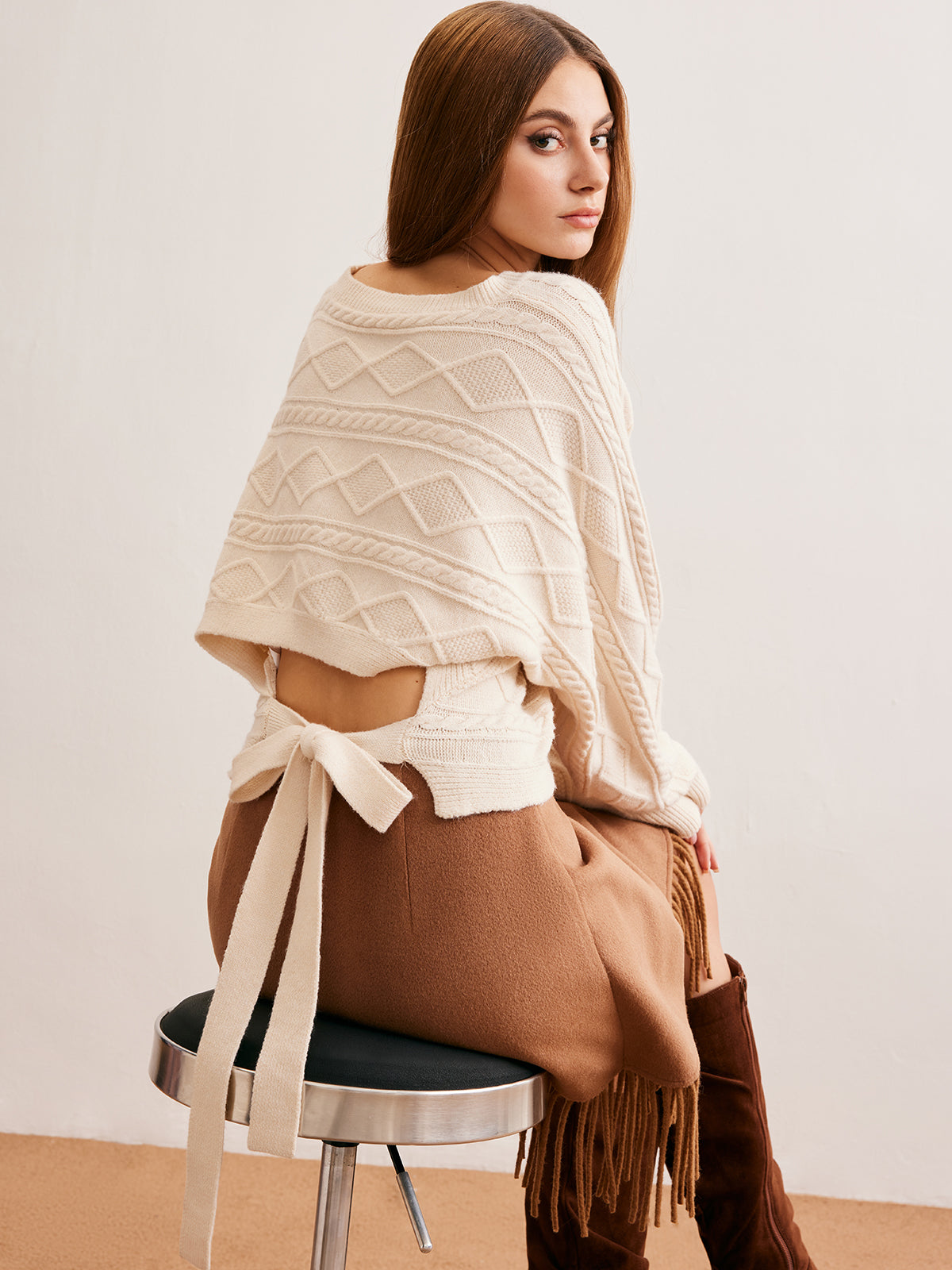 Mia | Kabelstrick-Pullover mit Schleifen-Details