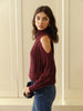 Anna | Eleganter Pullover mit schulterfreien Akzenten