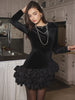 Clara | Samtiges Bubble Kleid mit Schulterpolstern