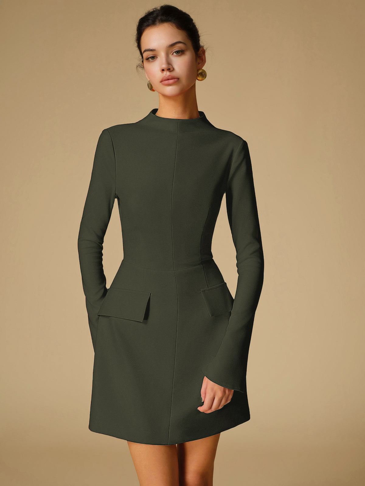 Clara | Schlichtes Mock Neck Kleid