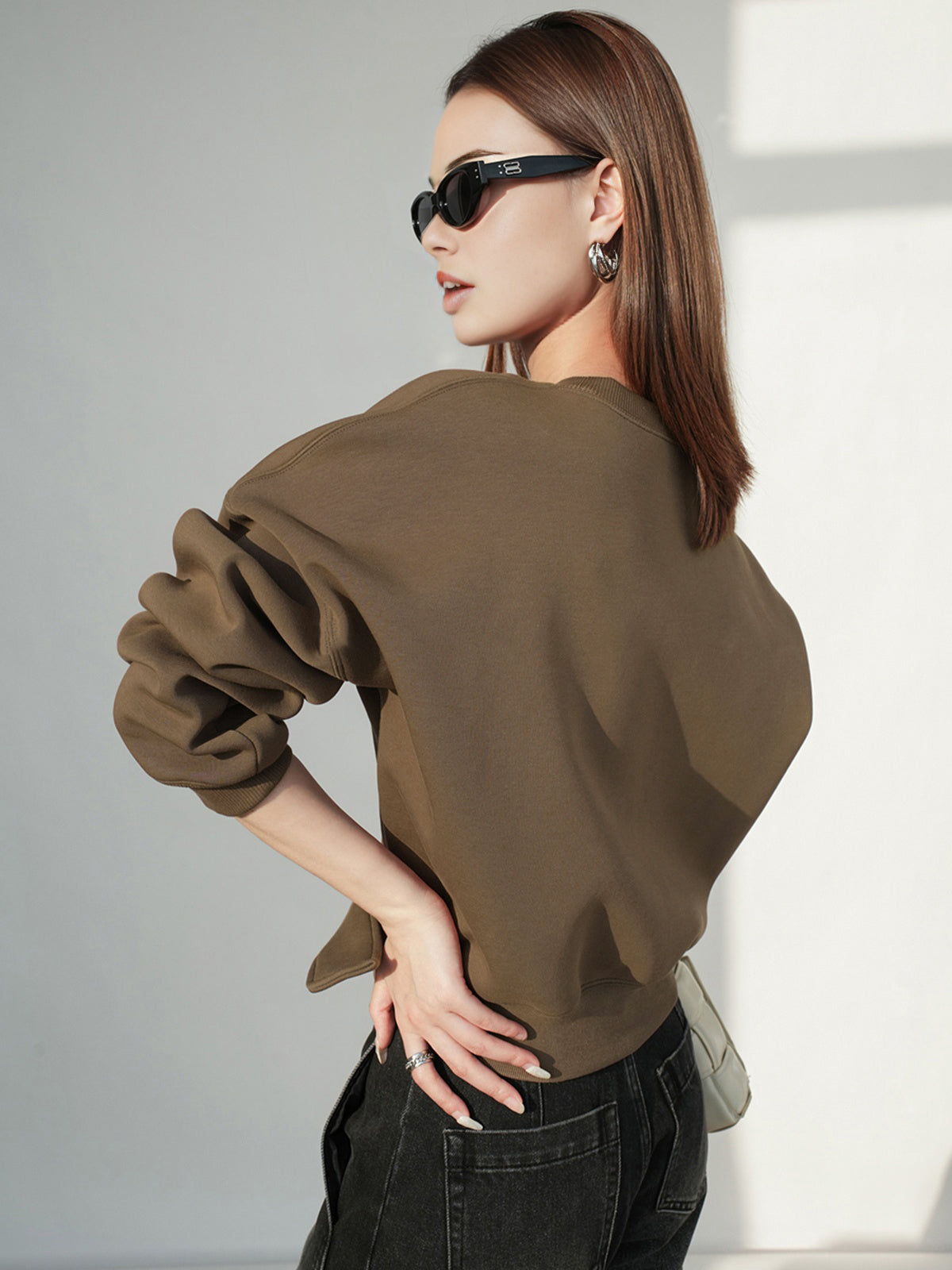 Anna | Kurzes Sweatshirt mit Gürtel