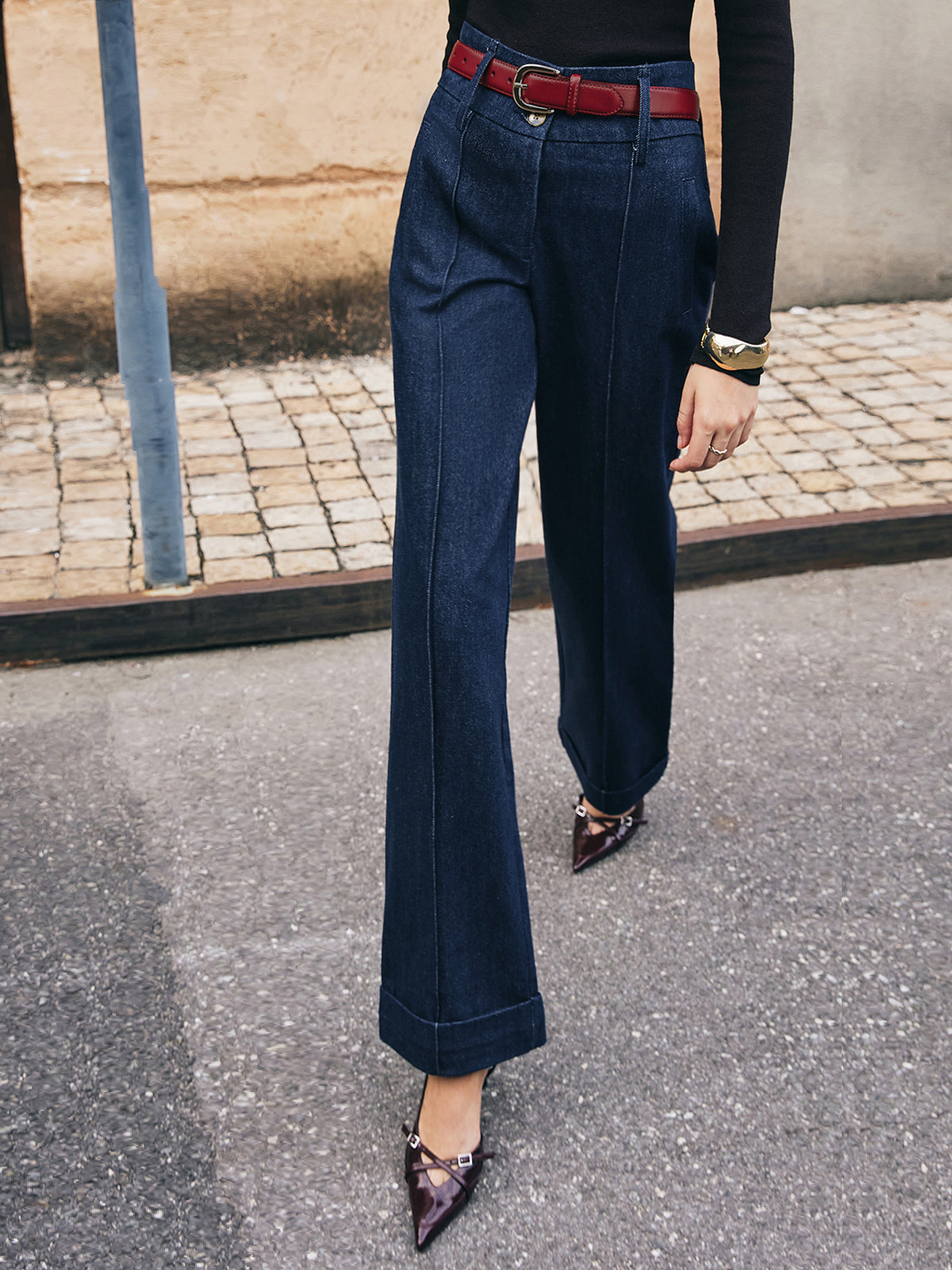 Leonie | Bequeme Gerade Jeans mit Gürtel und Piping