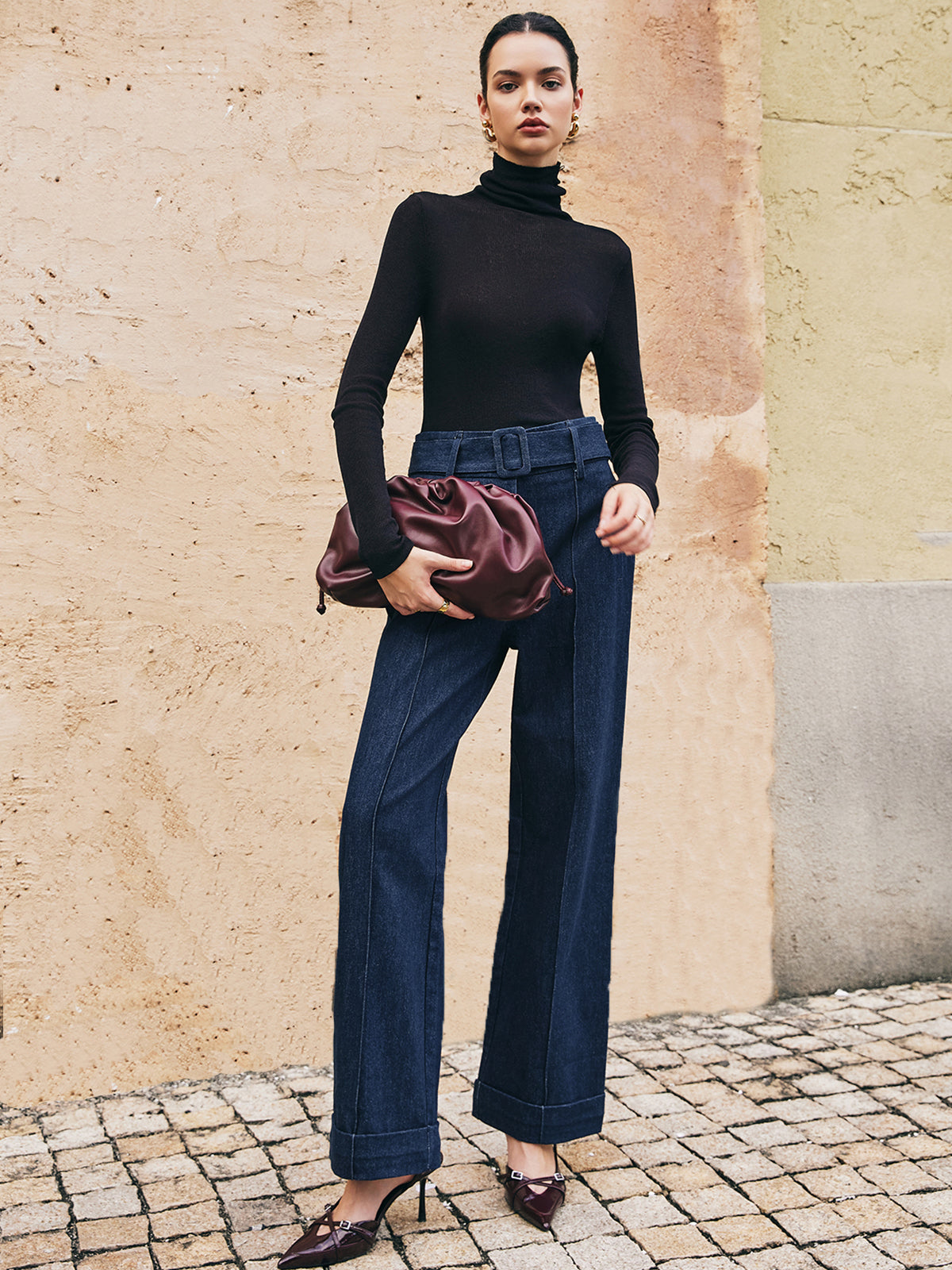 Leonie | Bequeme Gerade Jeans mit Gürtel und Piping