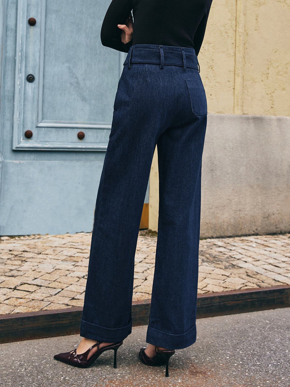 Leonie | Bequeme Gerade Jeans mit Gürtel und Piping