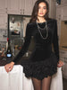 Clara | Samtiges Bubble Kleid mit Schulterpolstern