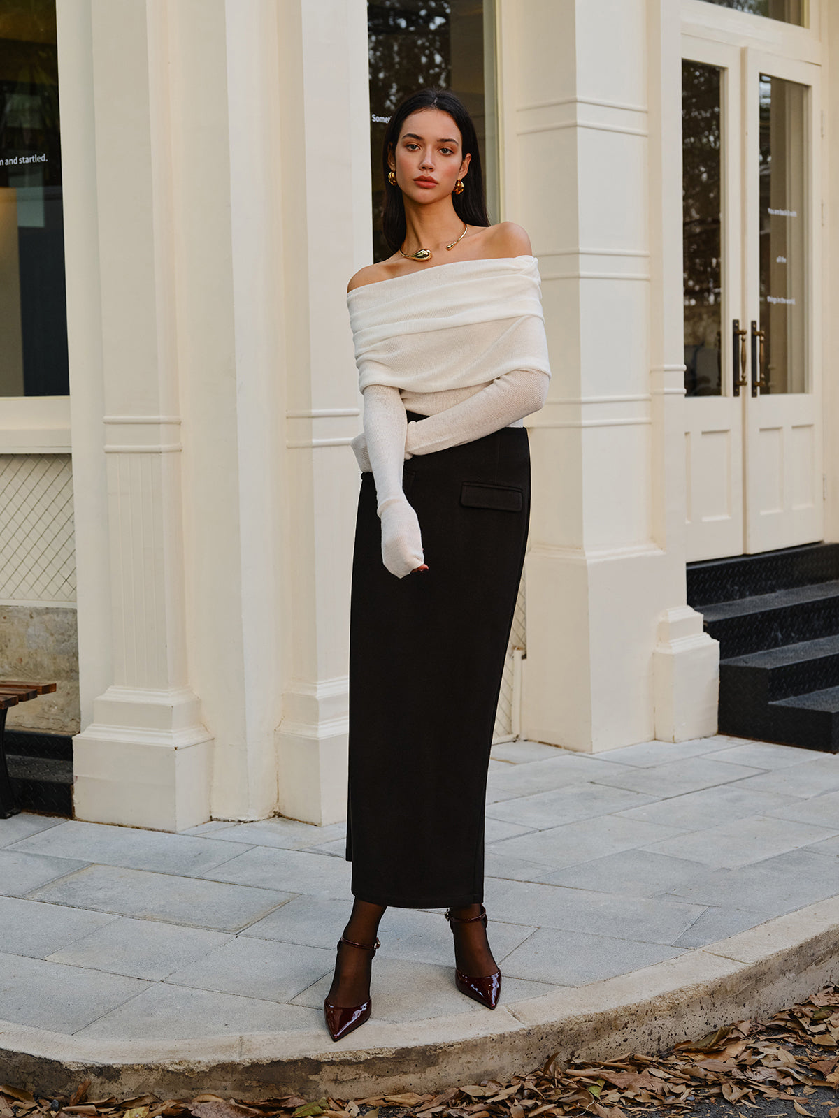 Leonie | Wolle-Mix Oberteil mit Cold-Shoulder und Raffung