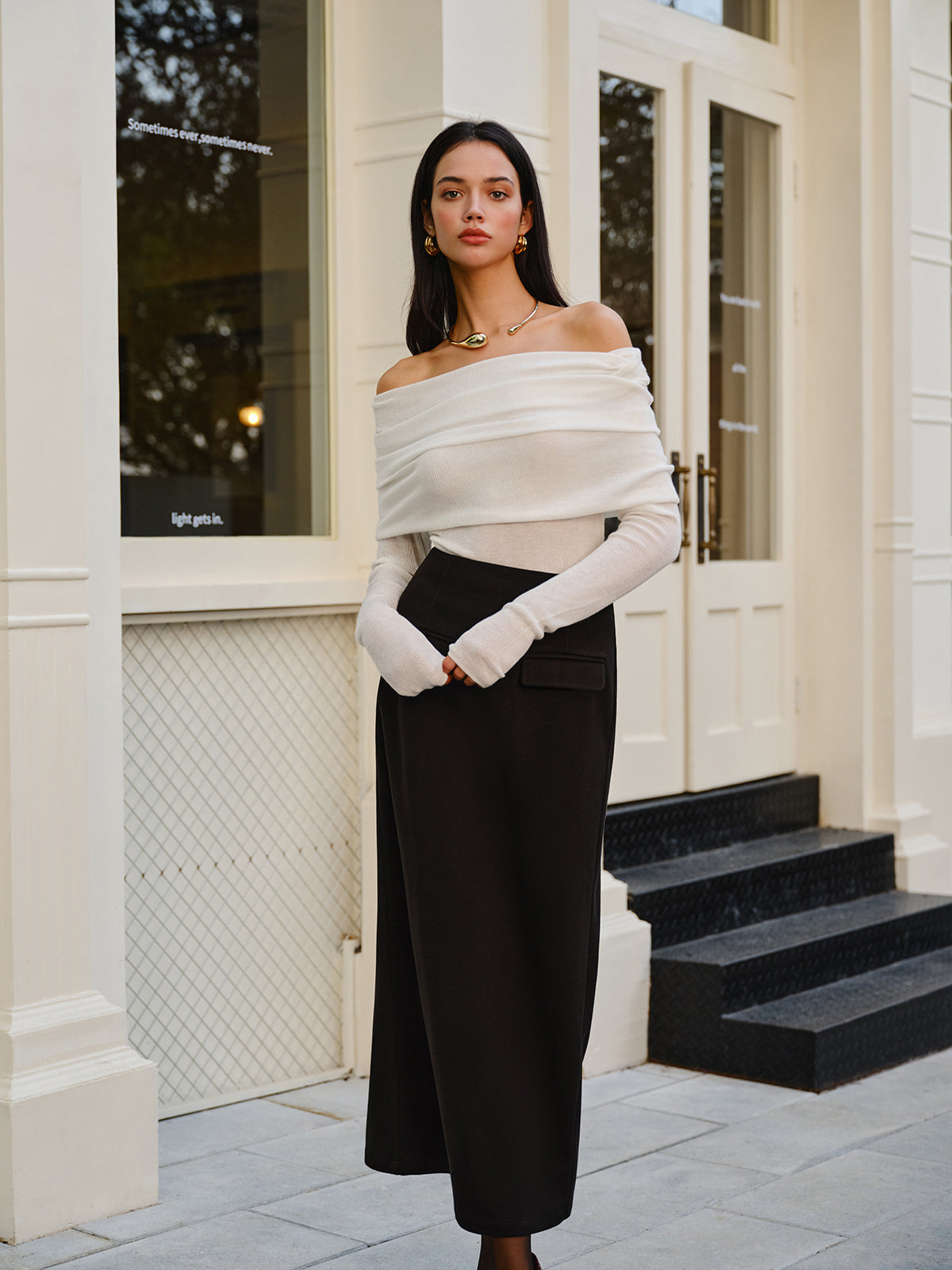 Leonie | Wolle-Mix Oberteil mit Cold-Shoulder und Raffung