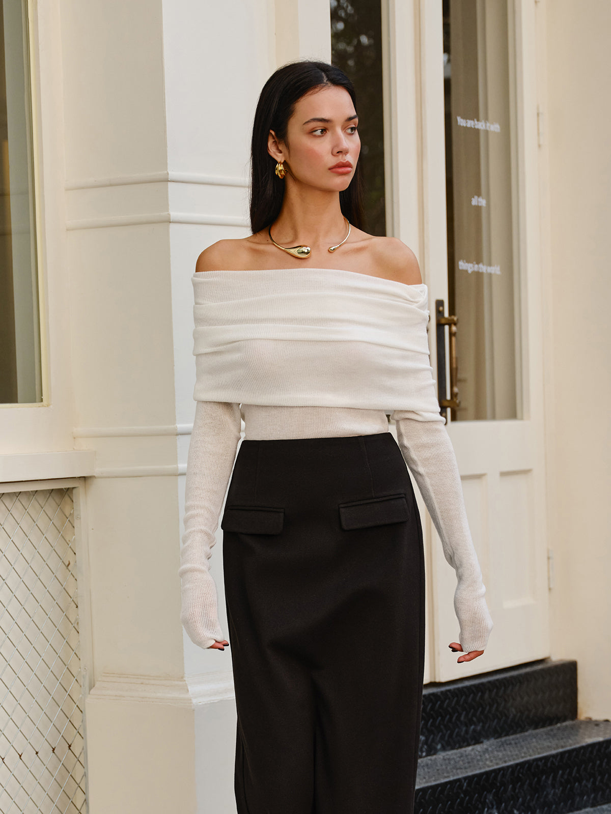 Leonie | Wolle-Mix Oberteil mit Cold-Shoulder und Raffung