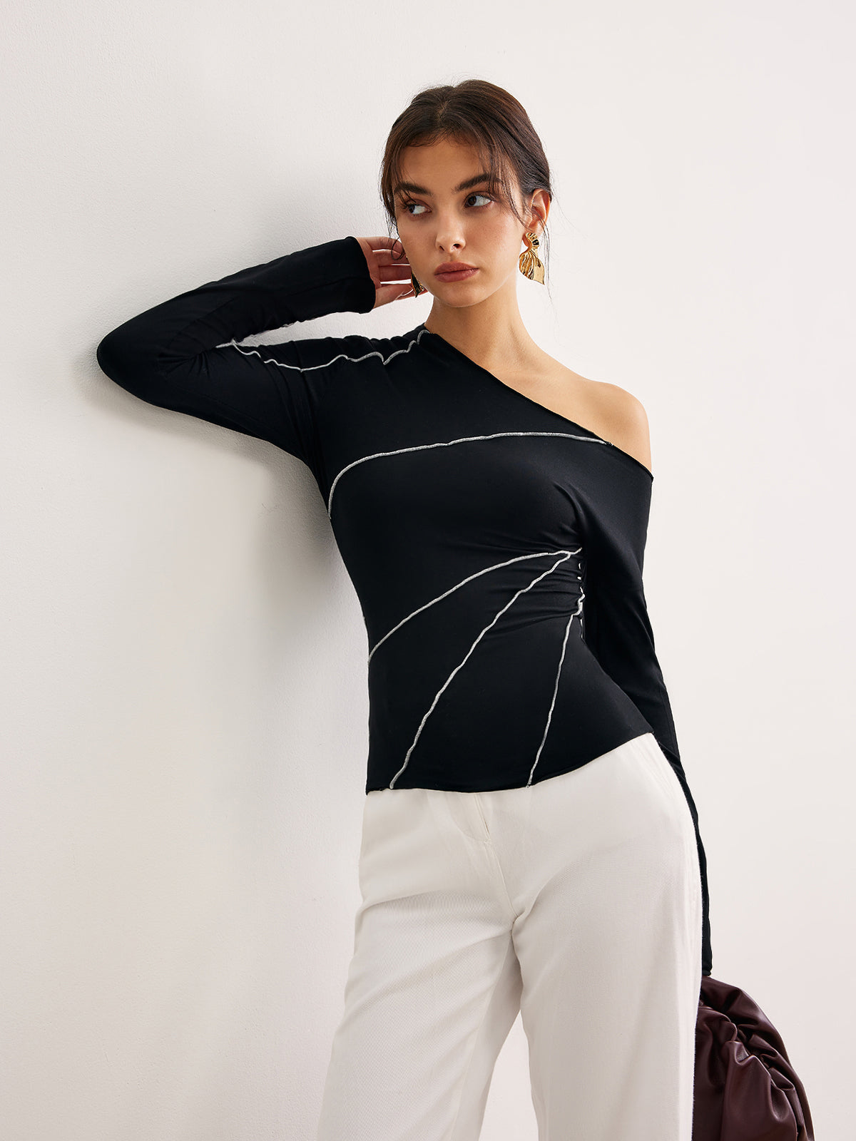 Lisa | Asymmetrische Bluse mit Kontrastpiping