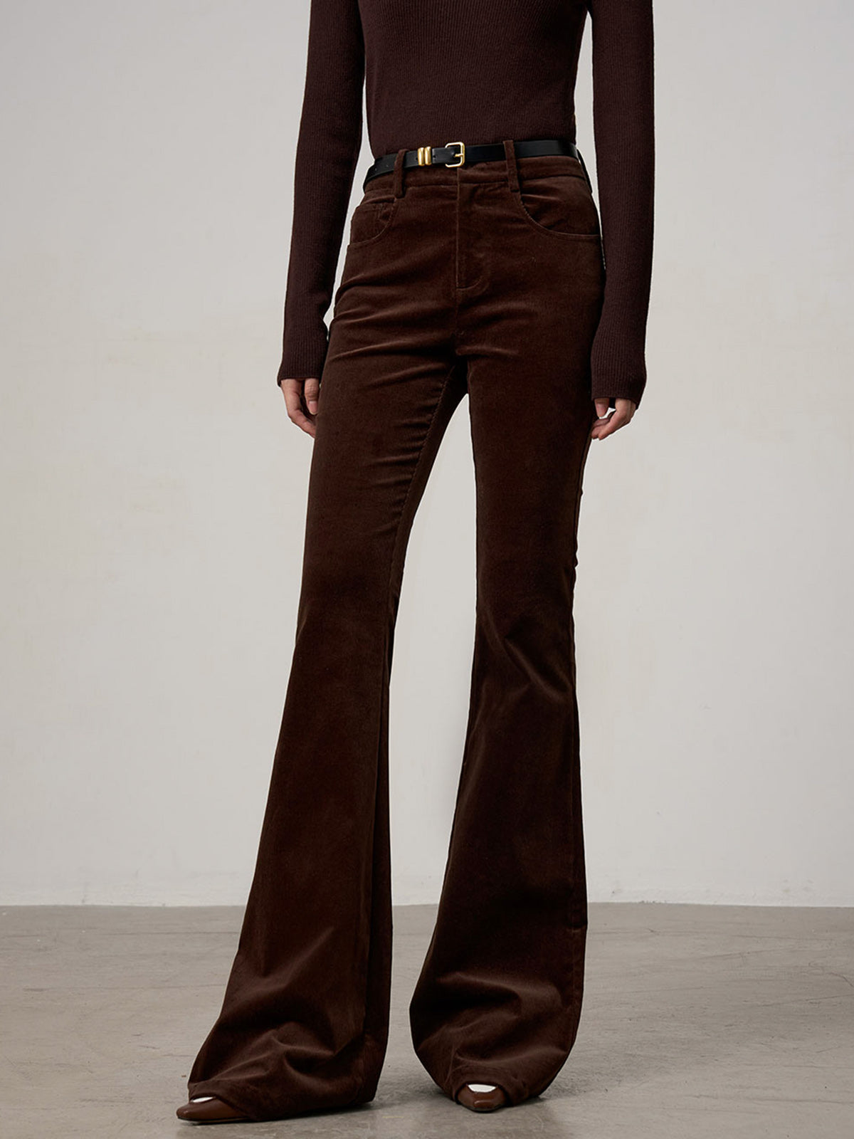 Mia | Elegante Corduroy Bootcut-Hosen ohne Gürtel