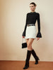 Clara | Schnittelegante Bluse mit Rüsche und Cutout