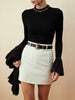 Clara | Schnittelegante Bluse mit Rüsche und Cutout