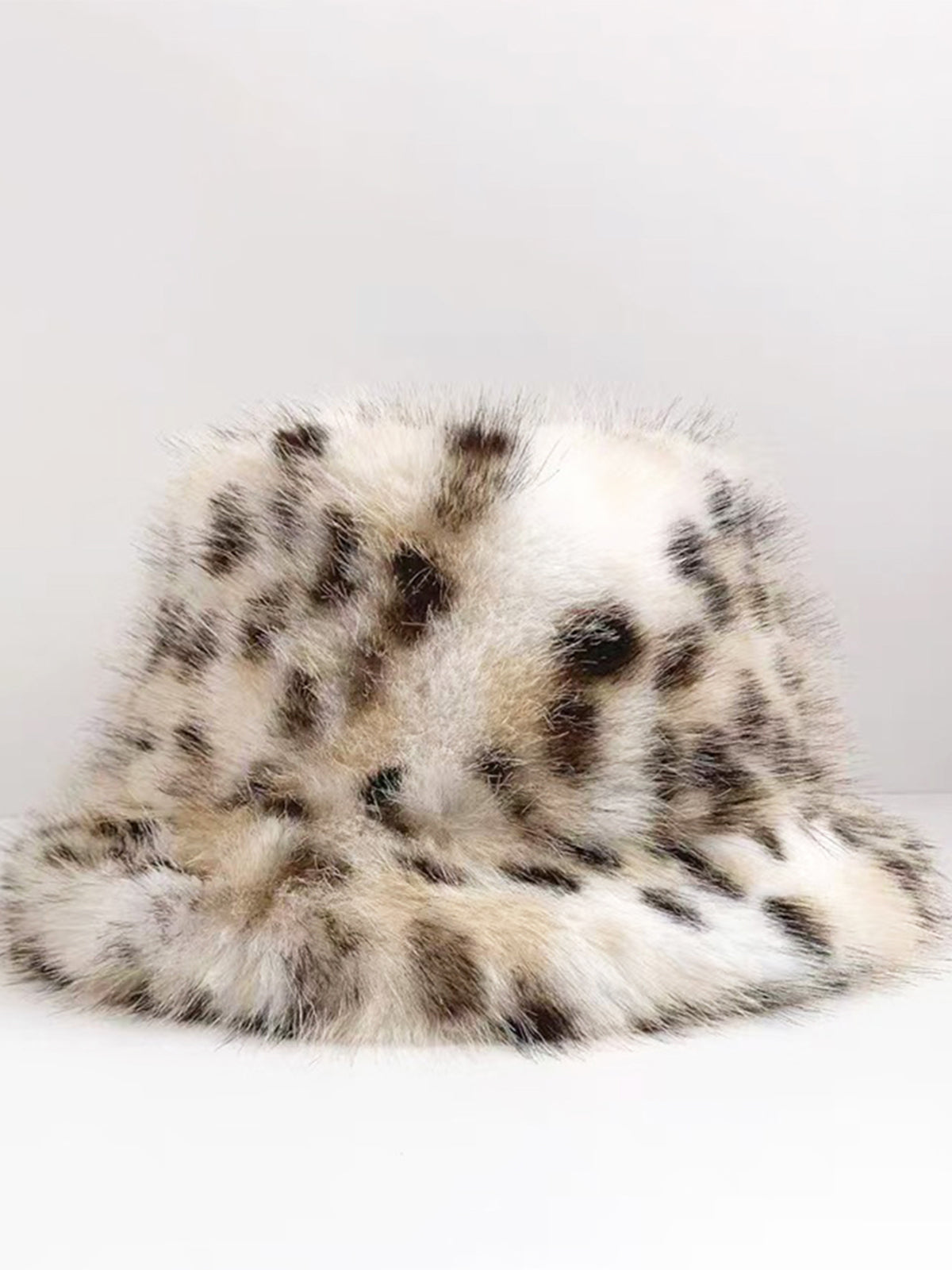 Lena | Plüsch Bucket Hat im Leoparden-Print