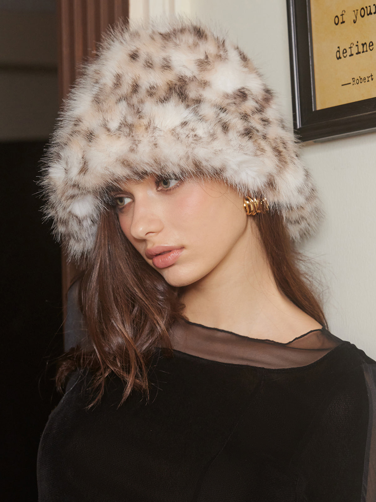 Lena | Plüsch Bucket Hat im Leoparden-Print