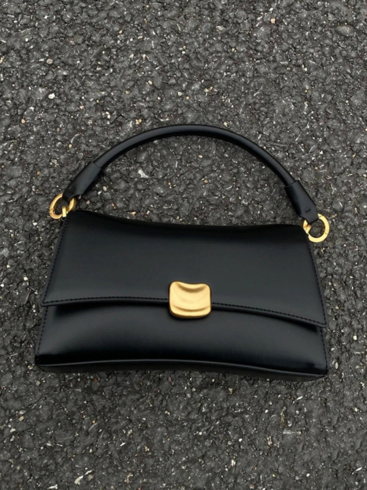 Clara | Baguette Klappe Achselhöhle Tasche
