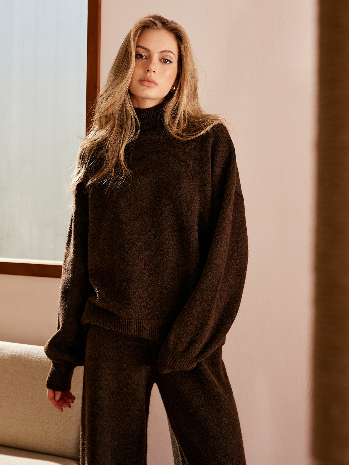 Leonie | Basic-Spitzhals-Shift-Pullover