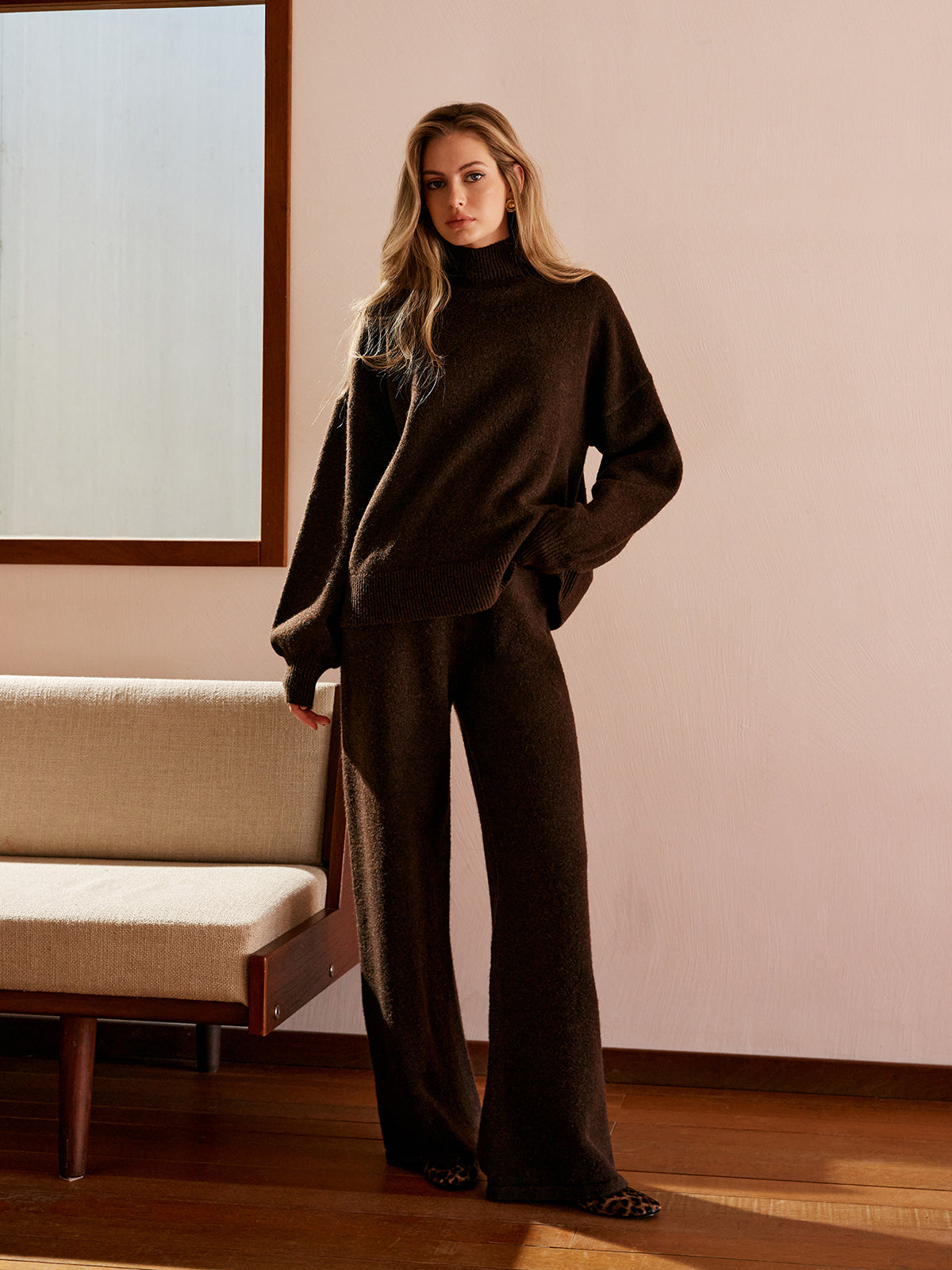 Leonie | Basic-Spitzhals-Shift-Pullover