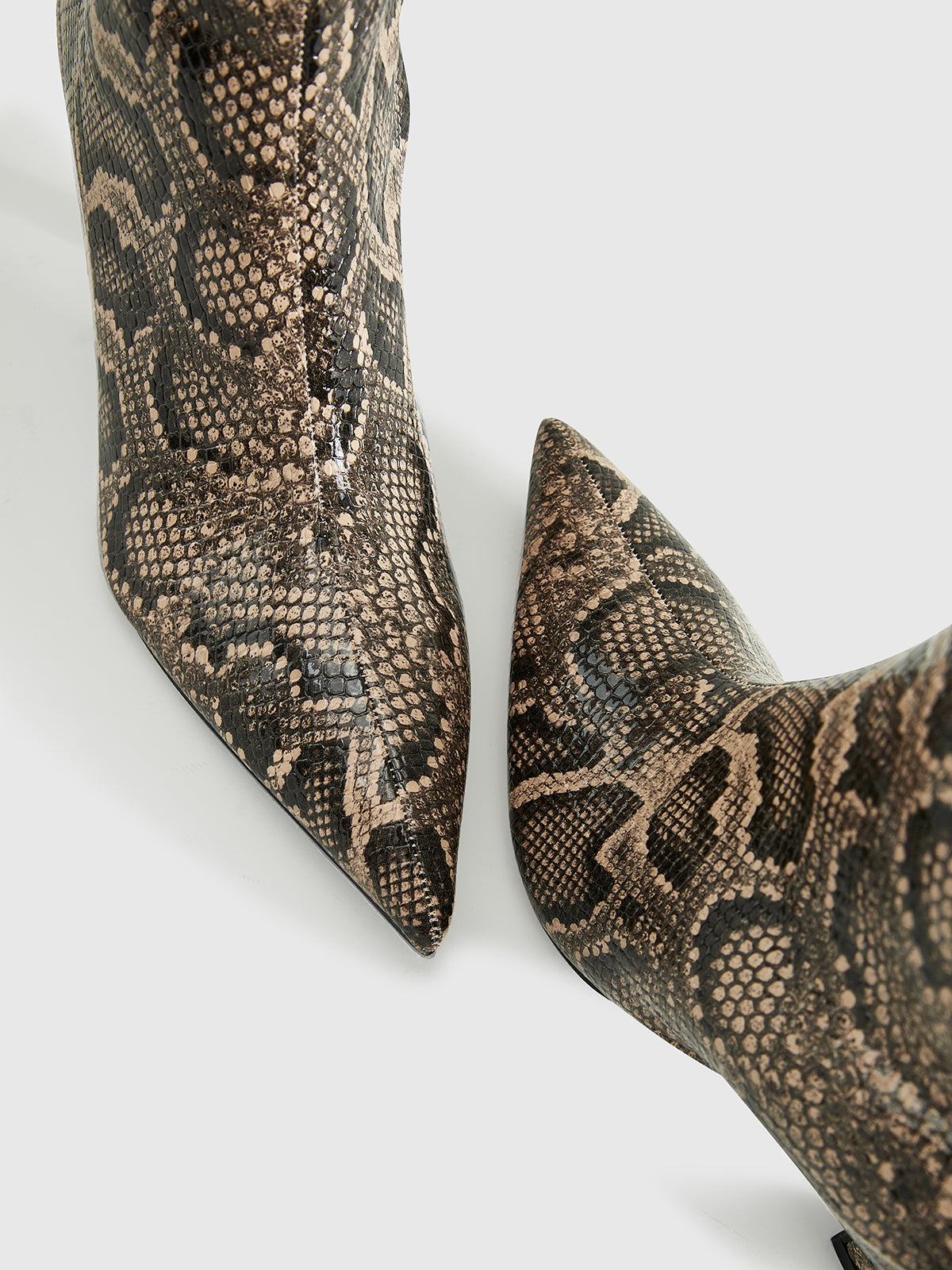 Clara | Schlangenleder-Print Knöchelstiefel